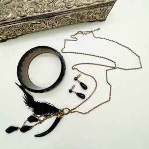 Vintage Horn Pendant Black Jewelry Lot